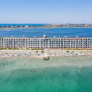 Gardenia Palace شقة فندقية
