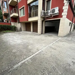 Madrid 2bdr W Free Parking Near Metro, Serdika Mall Apartment Sofia